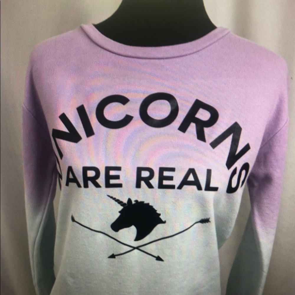 Freeze Blue and Purple Long Sleeve‘Unicorns Are Real’ Sweatshirt Woman’s Size S